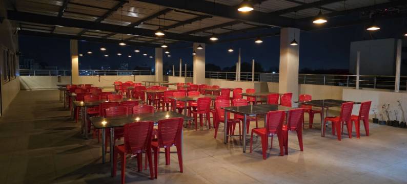 翡翠巢(Emerald Nest)图片