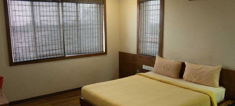 贾姆坎迪格兰德酒店(Hotel Grand Inn Jamkhandi)图片