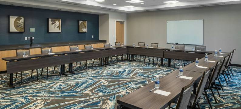 坎菲尔德春季山丘套房酒店(SpringHill Suites Canfield)图片