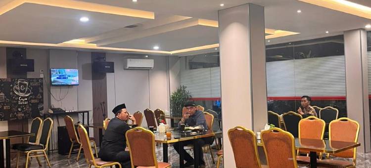 穆斯蒂卡塞嫩酒店(Hotel Mustika Senen)图片