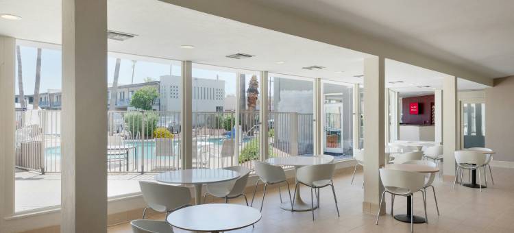 图森市中心大学红顶酒店(Red Roof Inn Tucson Downtown - University)图片