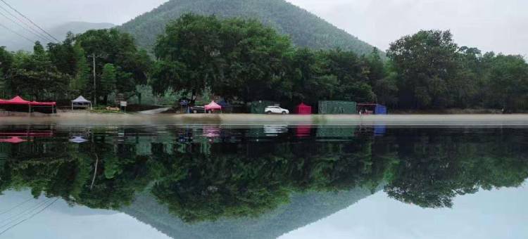 月亮湾荣传山庄(月亮湾景区店)图片