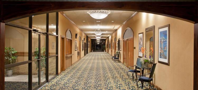 Holiday Inn 克利夫兰的独立性(Holiday Inn Cleveland-S Independence)图片