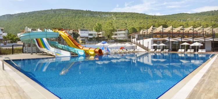 温德姆华美达度假村阿克布克(Ramada Resort by Wyndham Akbuk)图片