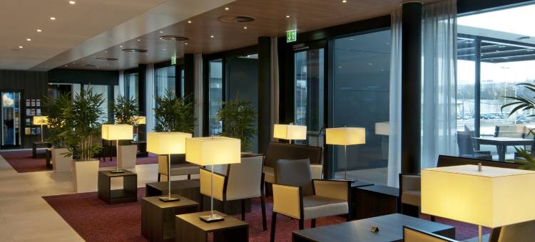 Holiday Inn Express 苏黎世机场智选假日酒店(Holiday Inn Express ZÜRICH Airport)图片