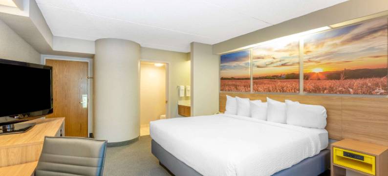 伊根明尼苏达戴斯酒店-近美国购物中心(Days Inn by Wyndham Eagan Minnesota Near Mall of America)图片