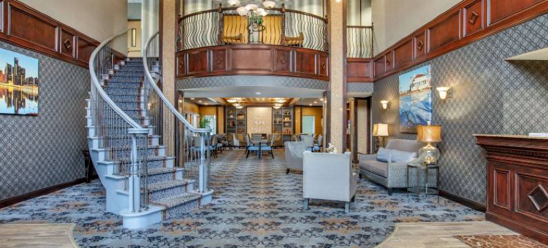 底特律绍斯盖特舒适套房(Comfort Suites Southgate-Detroit)图片