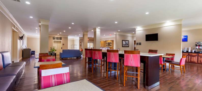 舒适酒店(Comfort Inn Near University)图片