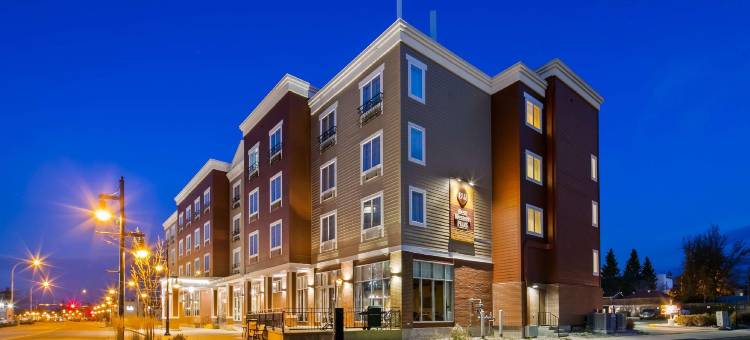 城堡西尔万湖贝斯特韦斯特优质酒店(Best Western Plus Chateau Inn Sylvan Lake)图片