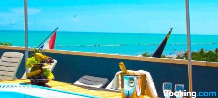 假日酒店(Hotel Holiday)图片