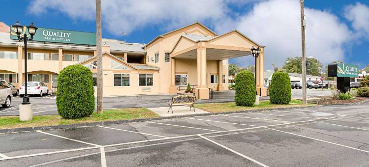 北安普敦品质酒店及套房-阿默斯特(Quality Inn & Suites Northampton - Amherst)图片