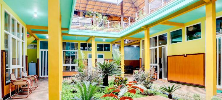 OYO 90303 科拉姆潘金阿巴咖啡厅和家庭旅馆(OYO 90303 Cafe & Homestay Kolam Pancing Abah)图片