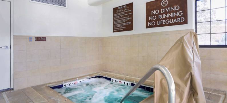 岩堡贝斯特韦斯特优质酒店(Best Western Plus Castle Rock)图片