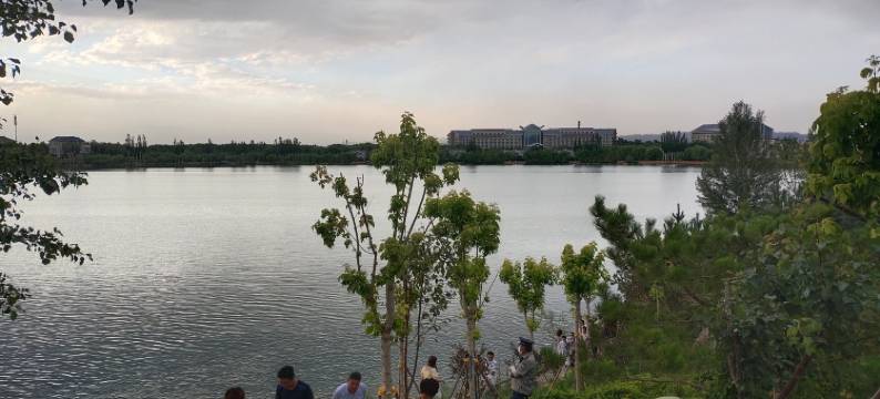 勇敢的心公寓(屋兰路1号分店)图片