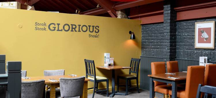 切辛顿普瑞米尔酒店(Premier Inn Chessington)图片