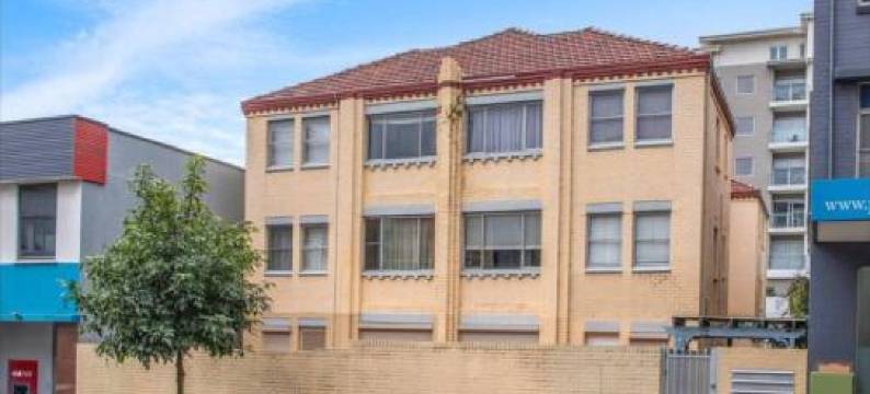 2 Bedroom Small Unit 1 Minute Walk to Shopping Centre No Parking Slot No Lift图片