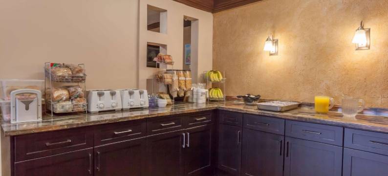 弗雷德里克顿温德姆戴斯酒店(Days Inn by Wyndham Fredericton)图片