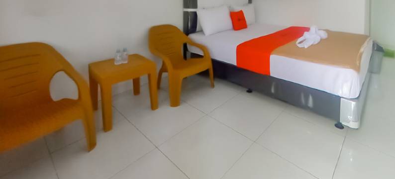 红多兹酒店@苏卡布米奇里图地质公园(RedDoorz @ Geopark Ciletuh Sukabumi)图片