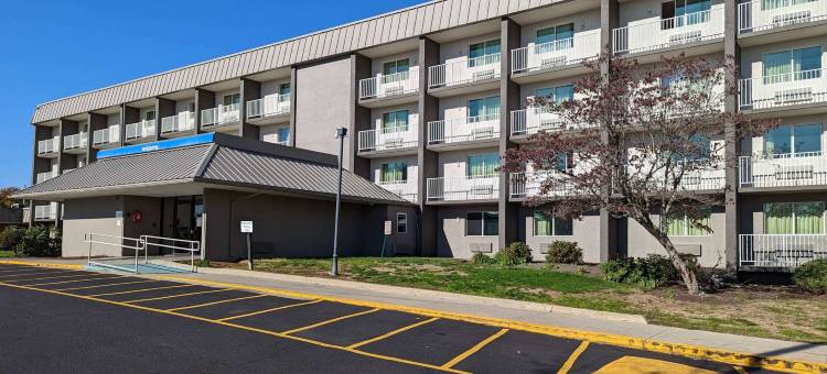 波士顿北6号汽车旅馆 - 丹佛斯(Motel 6 Danvers, MA - Boston North)图片