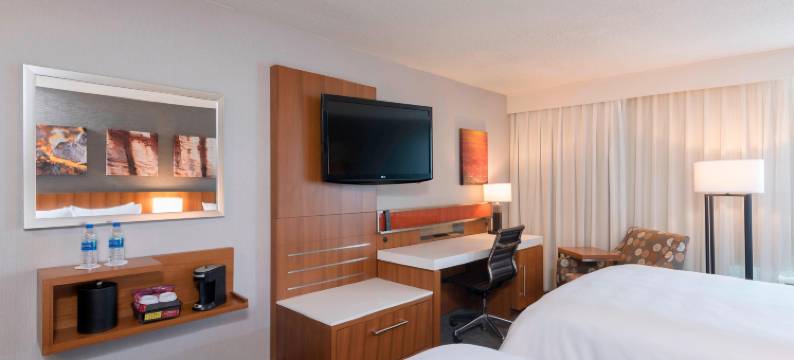 Sonesta Hotel Grand Rapids Airport图片