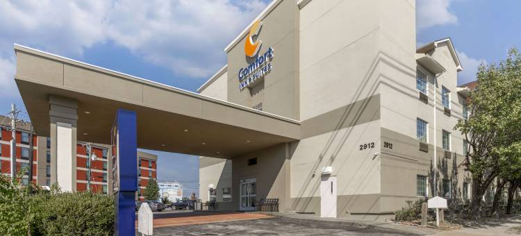 路易斯威尔博览中心华美达酒店(Comfort Inn & Suites Louisville Airport Fair & Expo)图片