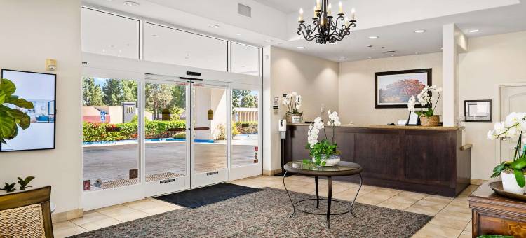 皇家橡树贝斯特韦斯特优质酒店(Best Western Plus Royal Oak Hotel)图片