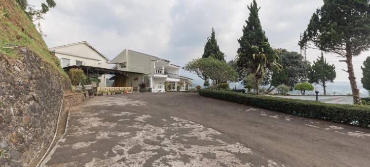 Urbanview Resort Anty Cisarua Tugu Puncak by RedDoorz图片