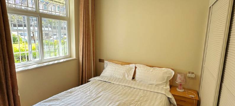 房东饶小阳公寓(沿河路分店)图片