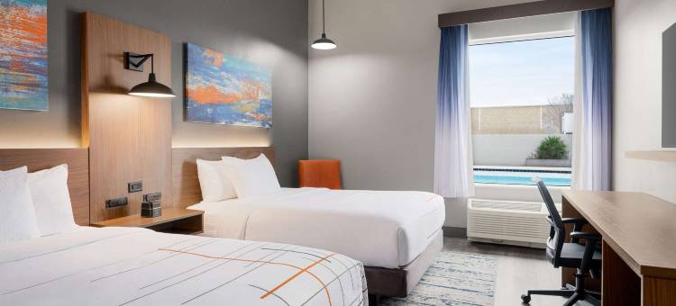 德尔里奥温德姆拉昆塔套房酒店(La Quinta Inn & Suites by Wyndham Del Rio)图片