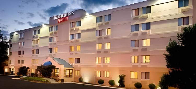 波士顿图克斯伯里/安多弗万枫酒店(Fairfield Inn Boston Tewksbury/Andover)图片