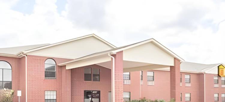 怀特霍尔速8酒店(Super 8 by Wyndham White Hall)图片