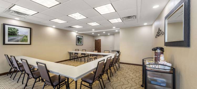 库尔曼I-65号310出口舒适套房酒店(Comfort Suites Cullman I-65 Exit 310)图片