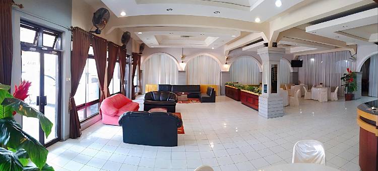 快乐之源酒店(Sumber Ria Hotel)图片