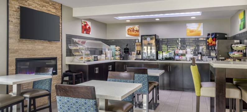 雅典大学区凯艺套房酒店(Quality Inn & Suites Athens University Area)图片