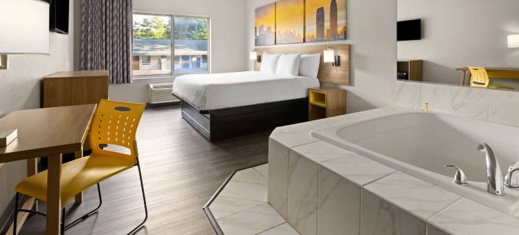 奥尔巴尼戴斯套房酒店(Days Inn & Suites by Wyndham Albany)图片