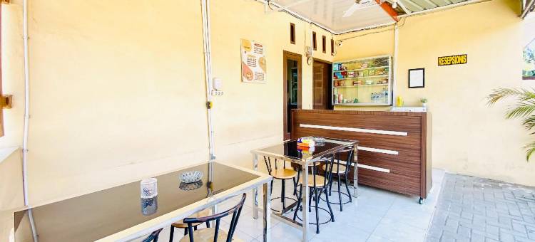 RedDoorz @ Shine Guest House Tebing Tinggi图片