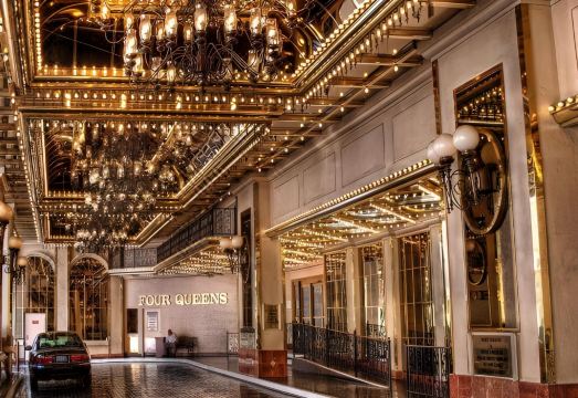 Four Queens Hotel and Casino Hotel Overview