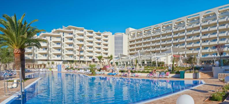 希伯泰科马大公寓酒店(Hipotels Coma Gran)图片