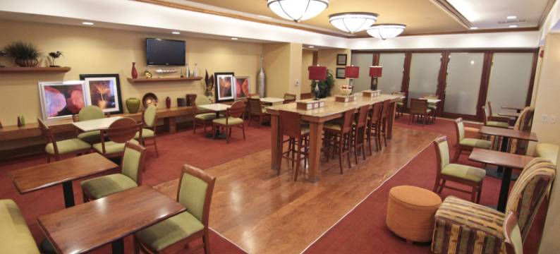 希尔顿欢朋酒店-纽波特纽斯(Hampton Inn Hampton-Newport News)图片