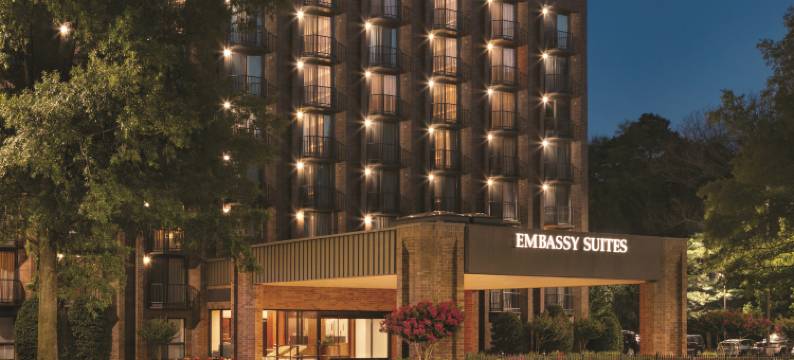 里士满希尔顿安泊酒店(Embassy Suites by Hilton Richmond)图片