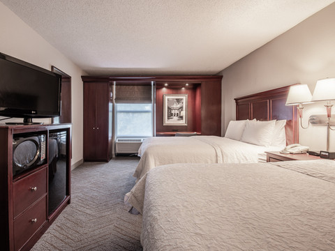 威廉斯堡里士满路欢朋套房酒店