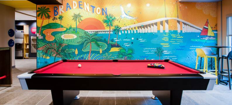 布雷登顿I-75希尔顿特鲁酒店(Tru by Hilton Bradenton I-75)图片