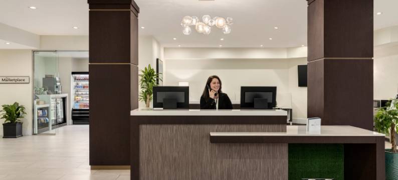 奥兰多皇冠假日酒店 - 维斯塔湖(Crowne Plaza ORLANDO - LAKE BUENA VISTA by IHG)图片