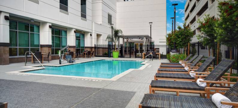 休斯顿医疗中心希尔顿惠庭套房酒店(Home2 Suites by Hilton Houston Medical Center)图片