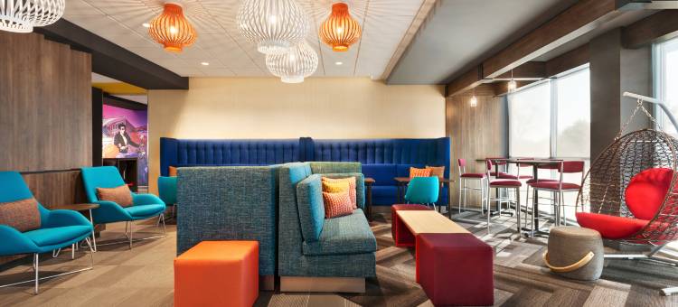 密尔沃基布鲁克菲尔德希尔顿Tru酒店(Tru by Hilton Milwaukee Brookfield)图片