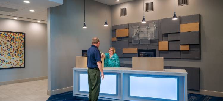 洲际酒店集团智选假日酒店及套房圣彼得斯(Holiday Inn Express & Suites ST Peters)图片