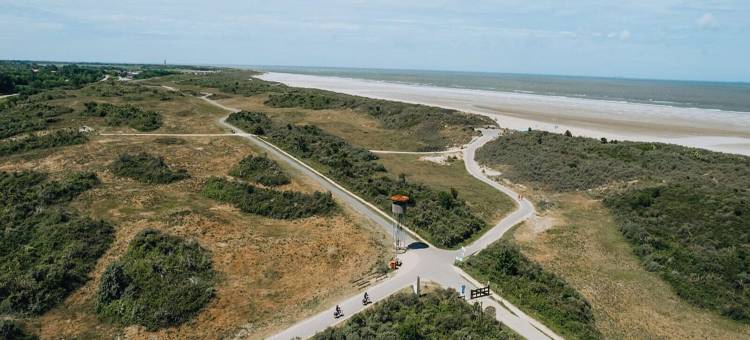 靠近海边的独立单层度假屋(Detached Single Story Holiday Home Near the Sea)图片