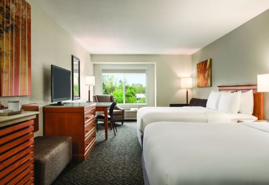 Radisson Hotel Portland Airport Hotel Overview
