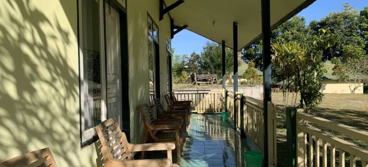 ecommerceloka的Lembah Rinjani别墅和伊斯兰餐厅(Lembah Rinjani Villa & Resto Syariah by Ecommerceloka)图片