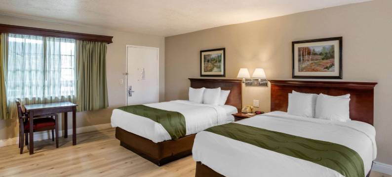 埃尔卡洪圣地亚哥东凯艺套房酒店(Quality Inn & Suites El Cajon San Diego East)图片